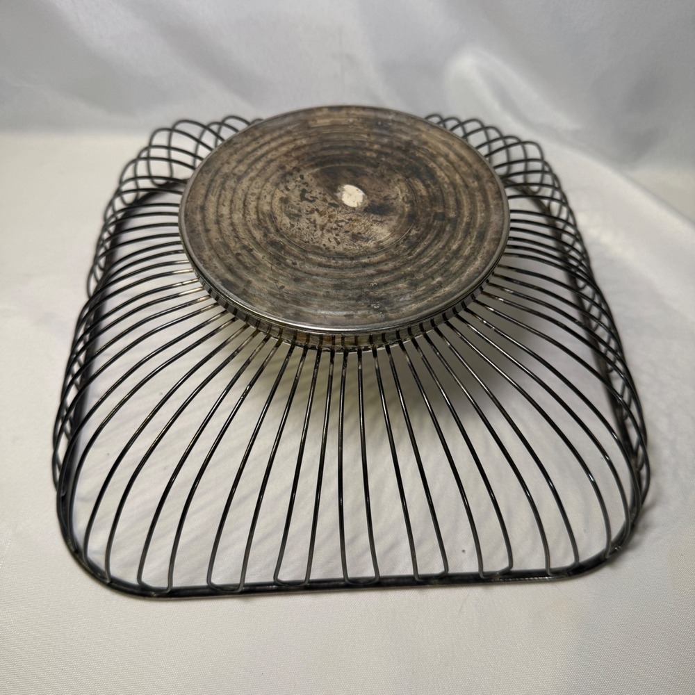 Vintage Silver Plated Square Wire Fruit Basket Centerpiece Bowl 9 Inch - Picture 4 of 6